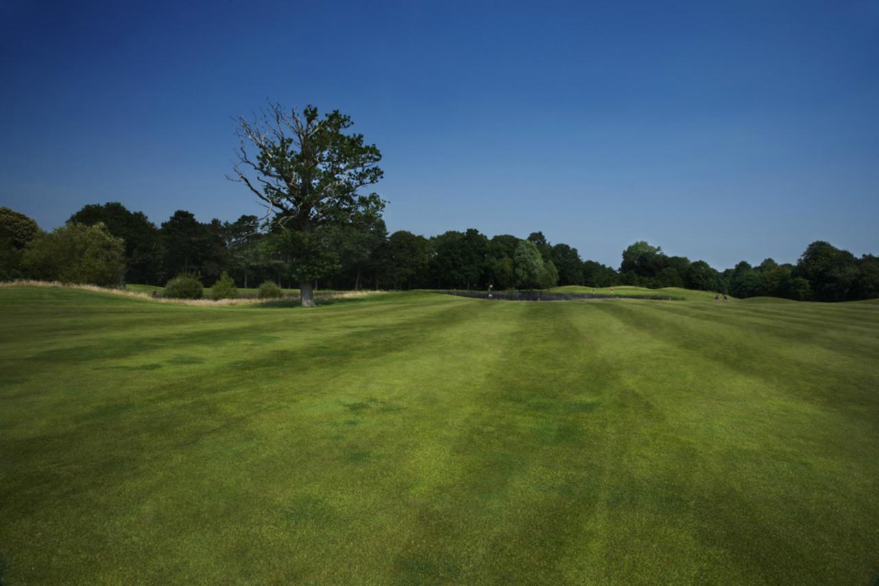 The Warwickshire Hotel And Country Club Leek Wootton Exterior photo